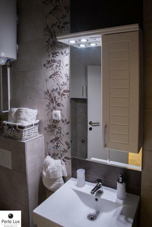 Perla Lux Apartments Аранделовац Экстерьер фото
